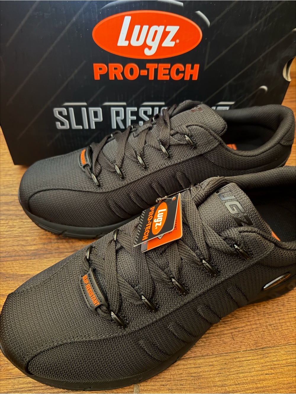 Lugz Pro-Tech Men's Athletic Slip-Resistant Shoes - Black size 12-NWT